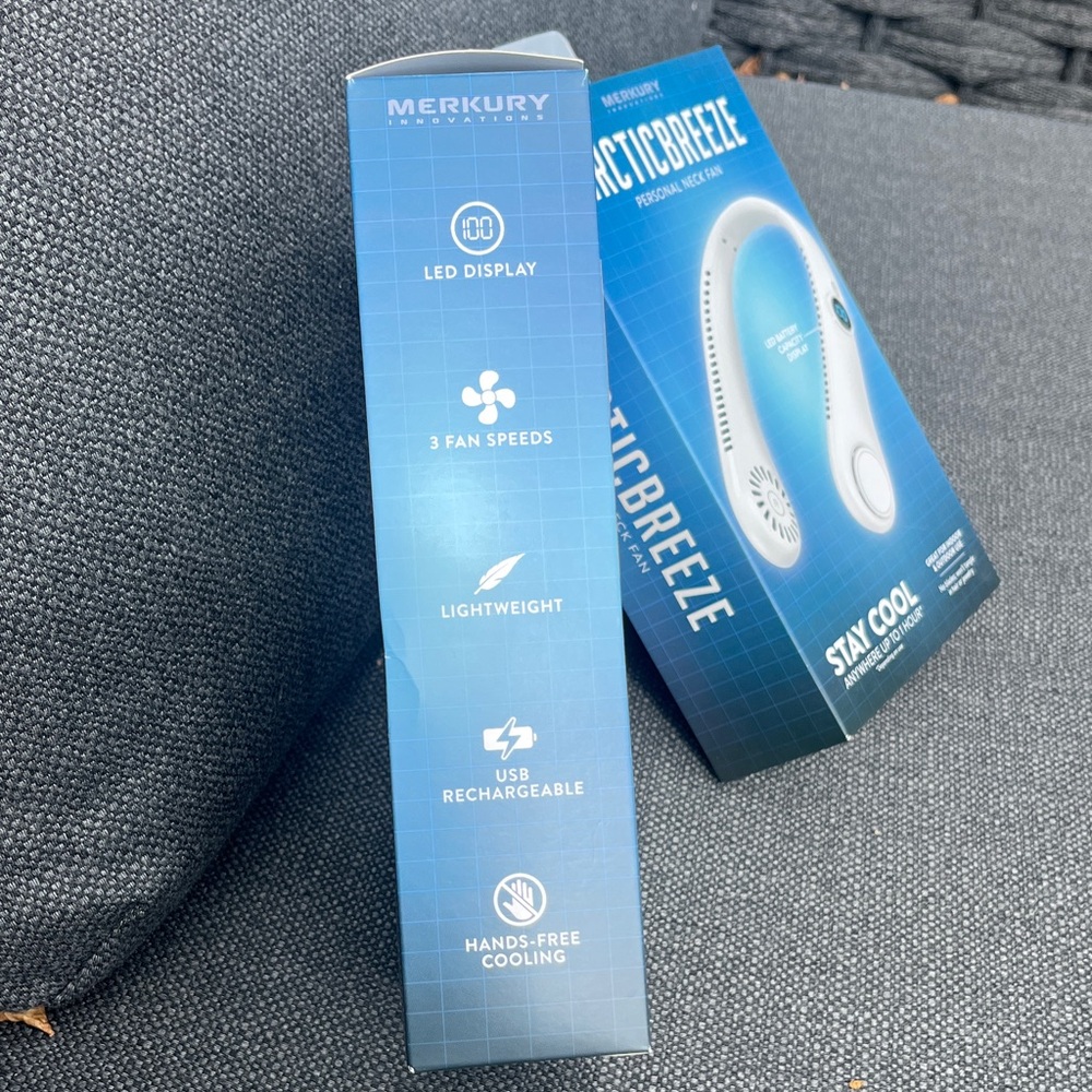 Merkury ArcticBreeze White Personal Neck Fan - Picture 4 of 5